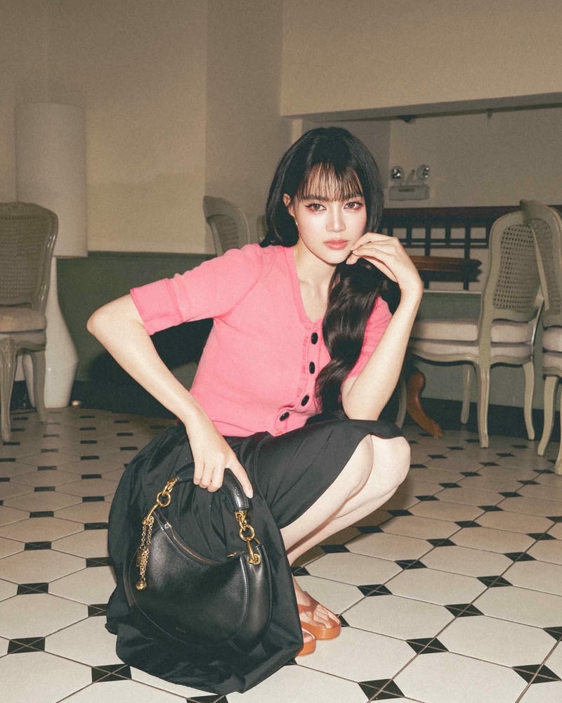 Ninh Dương Lan Ngọc sexy với nét đẹp thanh lịch