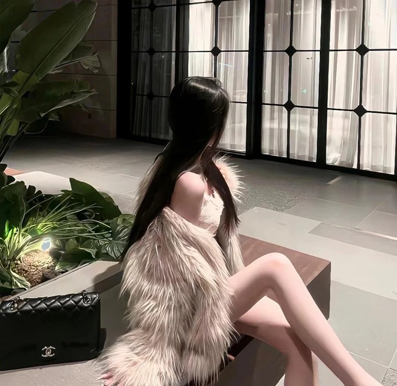 Avatar girl phố cho TikTok