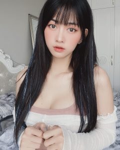 BXH 80+ ảnh Lê Bống sexy đốt mắt người xem mới nhất