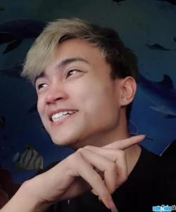 Kairon sinh năm bao nhiêu? Hé lộ bí ẩn về Streamer Kairon TV!