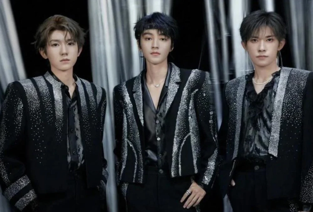 TF Boys thế hệ số 1 của TF Gia Tộc