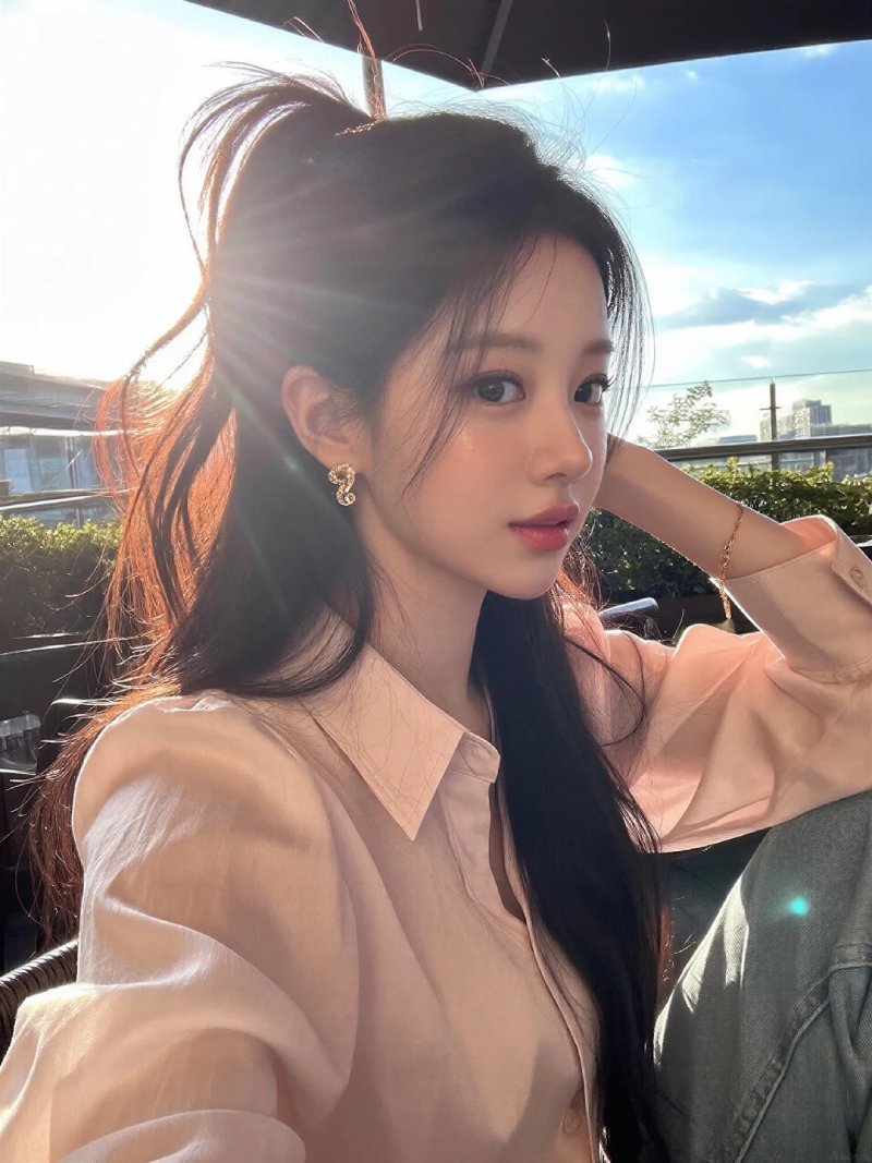 Ảnh girl xinh ngoài trời đầy cuốn hút