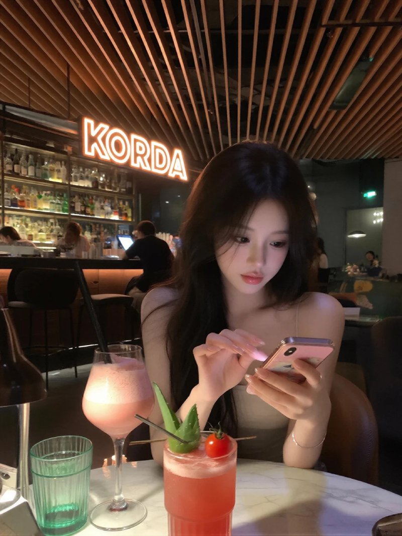 Ảnh girl xinh dịu dàng đầy cuốn hút