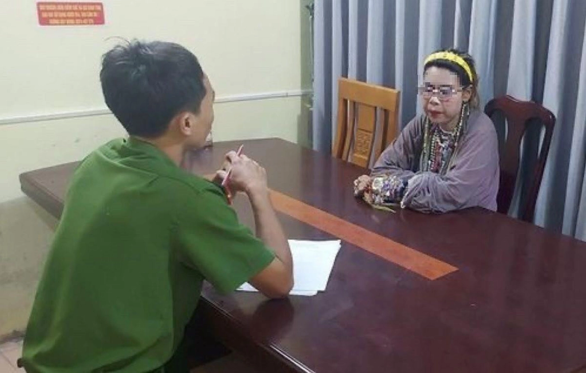 Bella làm việc với cơ quan công an sau các sự việc tai tiếng