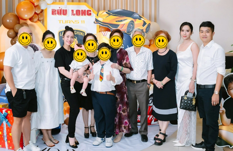 Chuyện lạ có thật Vbiz: Sao nữ ở nhà 20 tỷ, ra mặt bênh vực tình mới của chồng cũ- Ảnh 1.