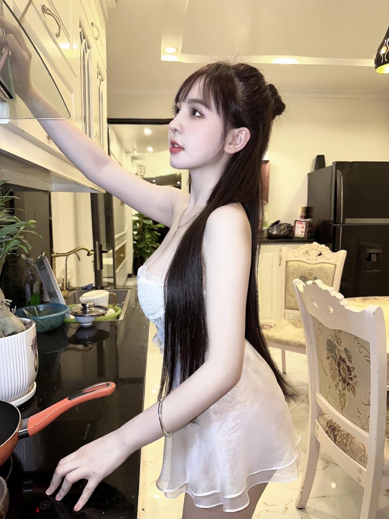 hình ảnh Trần Huyền Châu 4