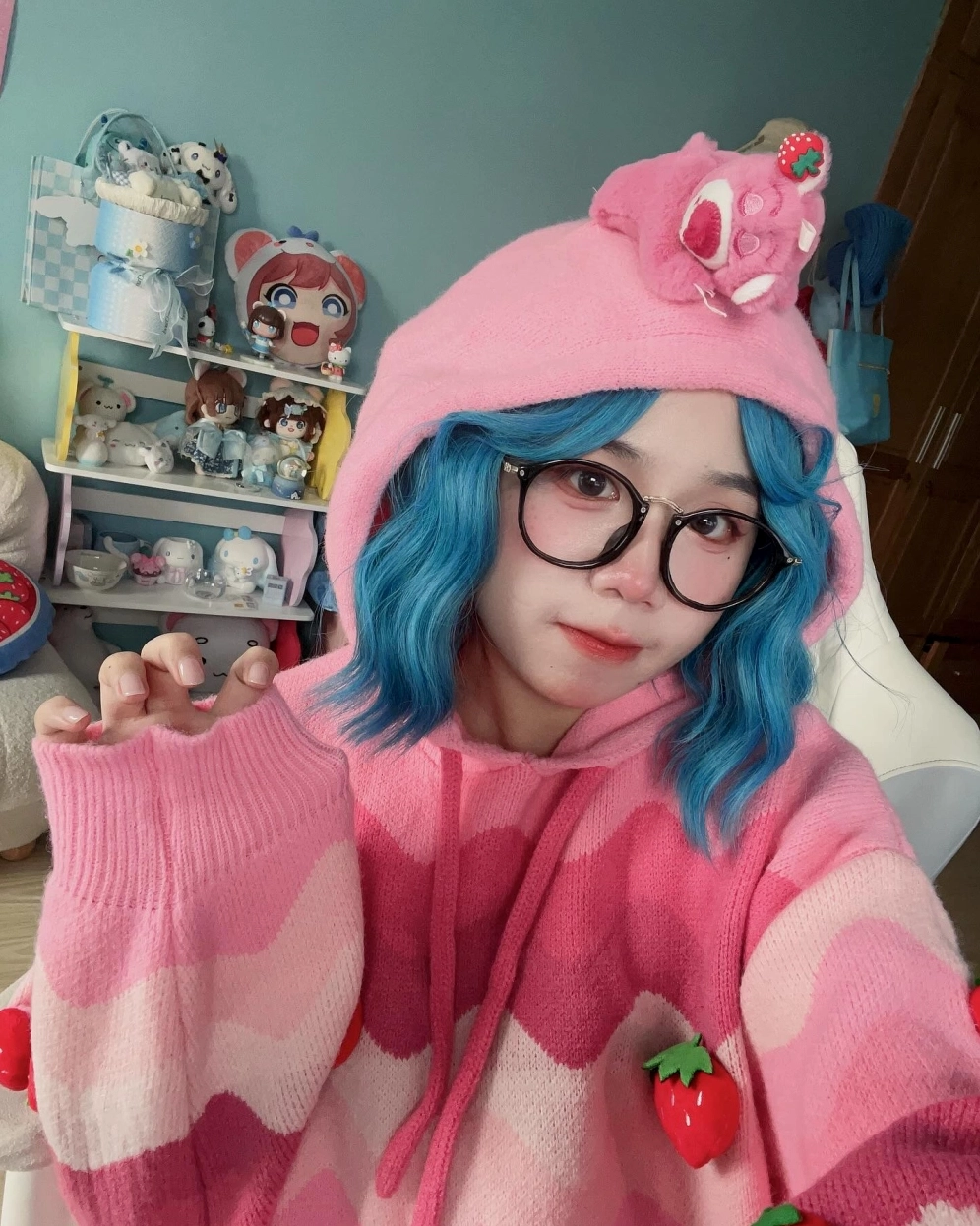 Phim chị Mèo Simmy và series phim hoạt hình Minecraft hấp dẫn
