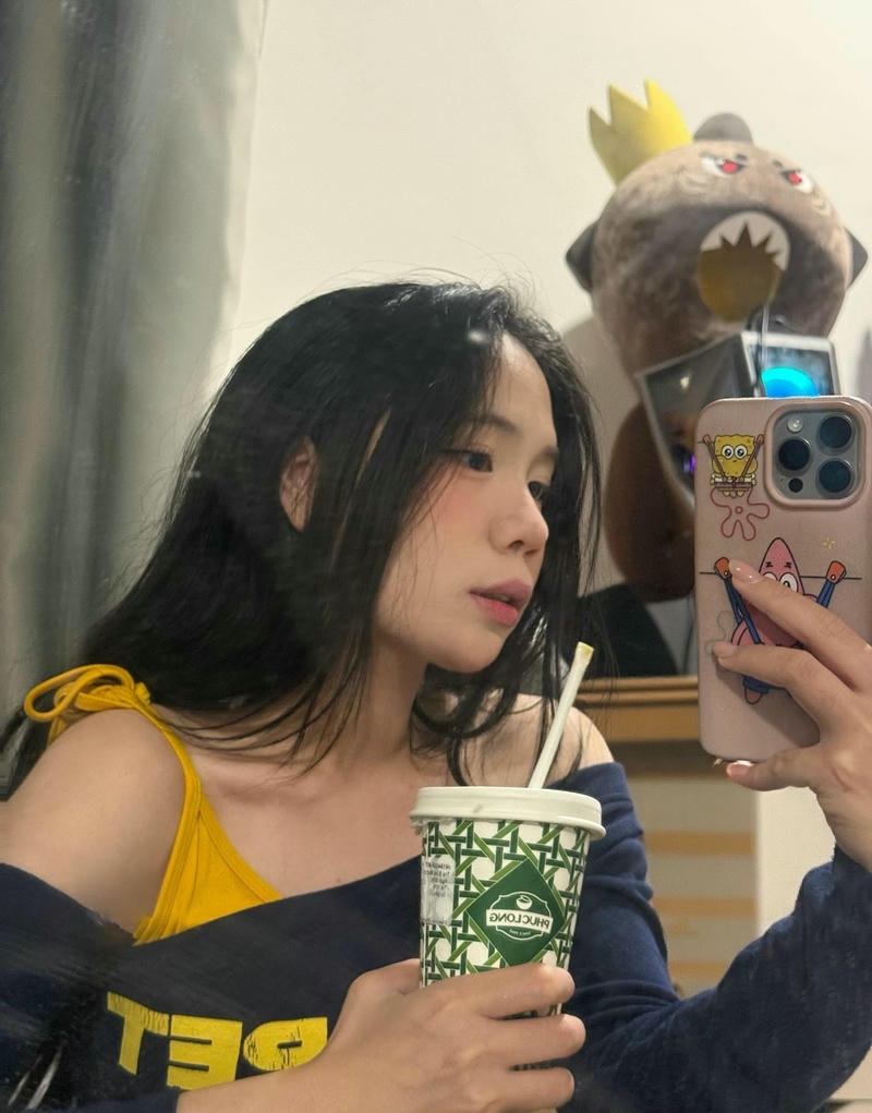 Ảnh Sammy Đào mang thần thái tươi tắn và tự nhiên