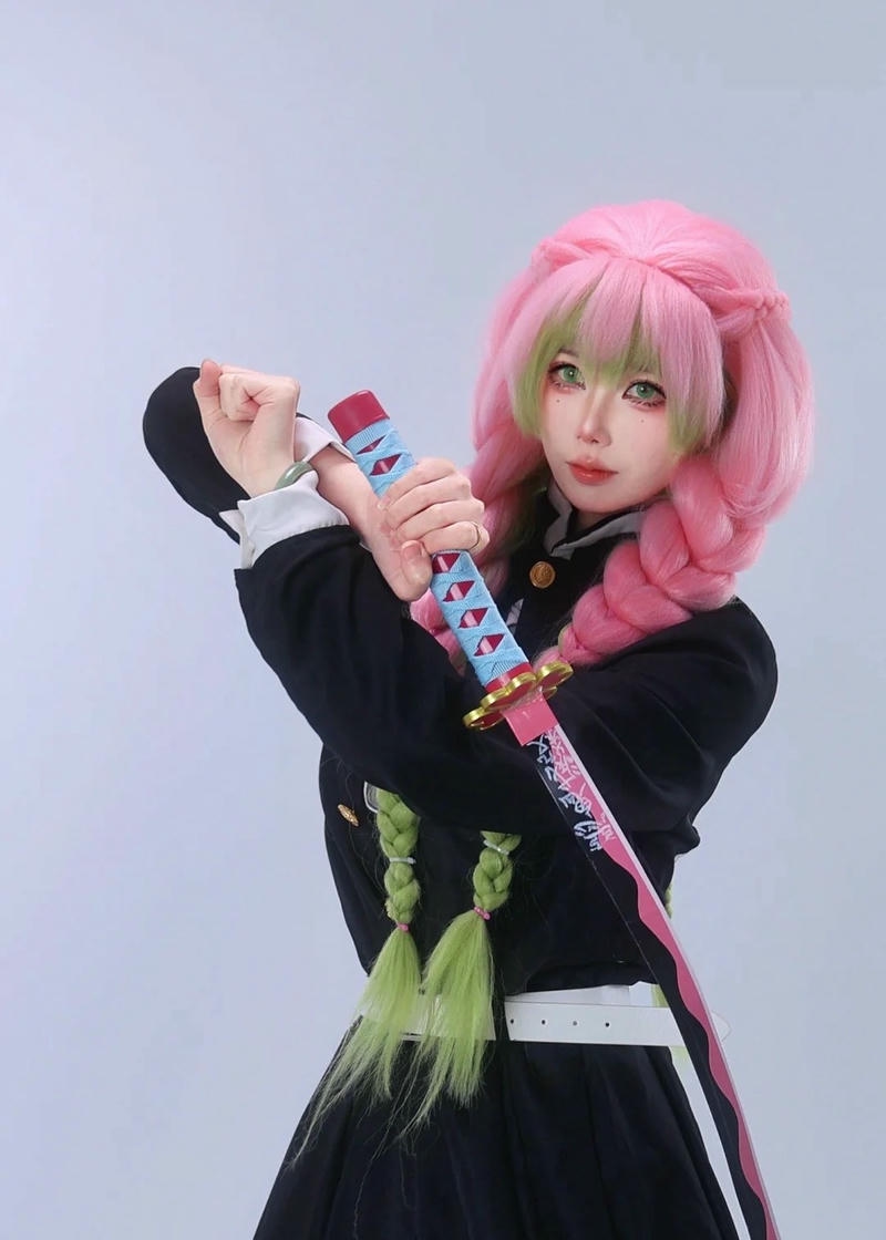 Cosplay Mitsuri với diện mạo dịu dàng ấn tượng