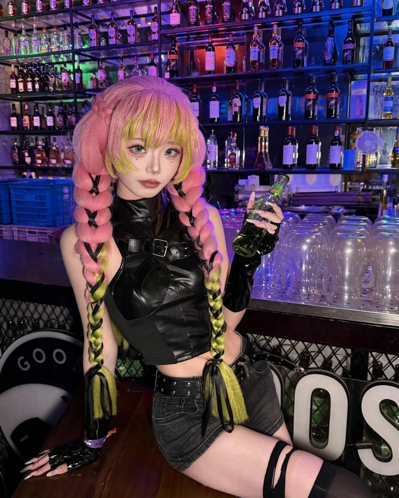 Diện mạo cosplay Mitsuri thể hiện nét dịu dàng