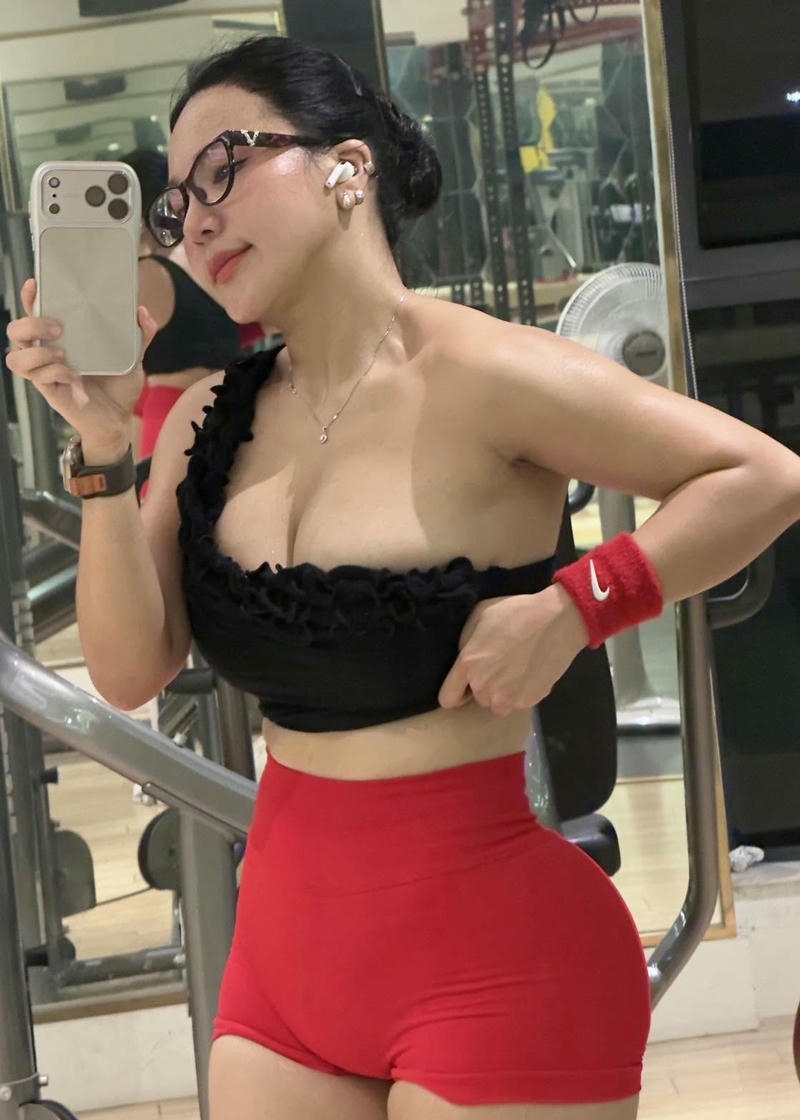 Minh Minh Sport sở hữu thần thái cuốn hút