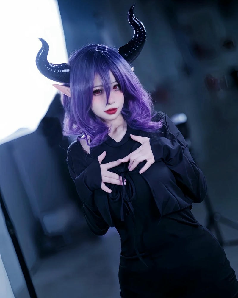 Vermeil cosplay mang vẻ đẹp quyến rũ đầy nổi bật