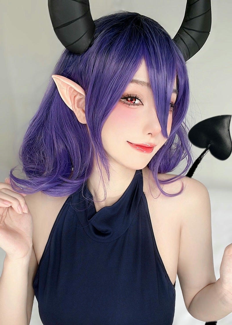 Vermeil cosplay với diện mạo kiêu sa cuốn hút