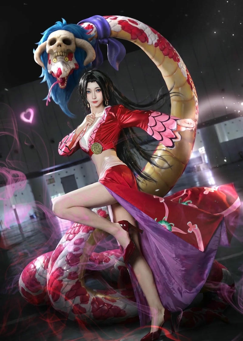 Boa Hancock cosplay thể hiện vẻ đẹp hiện đại đầy sức hút
