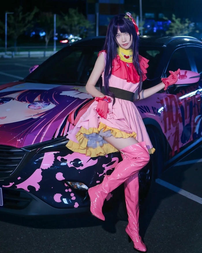 Cosplay Ai Hoshino mang thần thái rạng rỡ đáng yêu