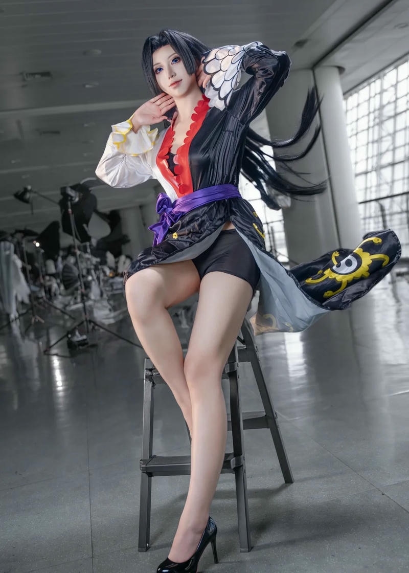 Cosplay Boa Hancock nổi bật bởi thần thái kiêu sa