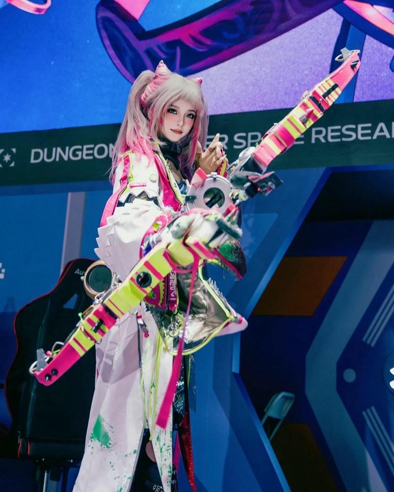 Cosplay Trung Quốc đem đến hình tượng đầy cuốn hút