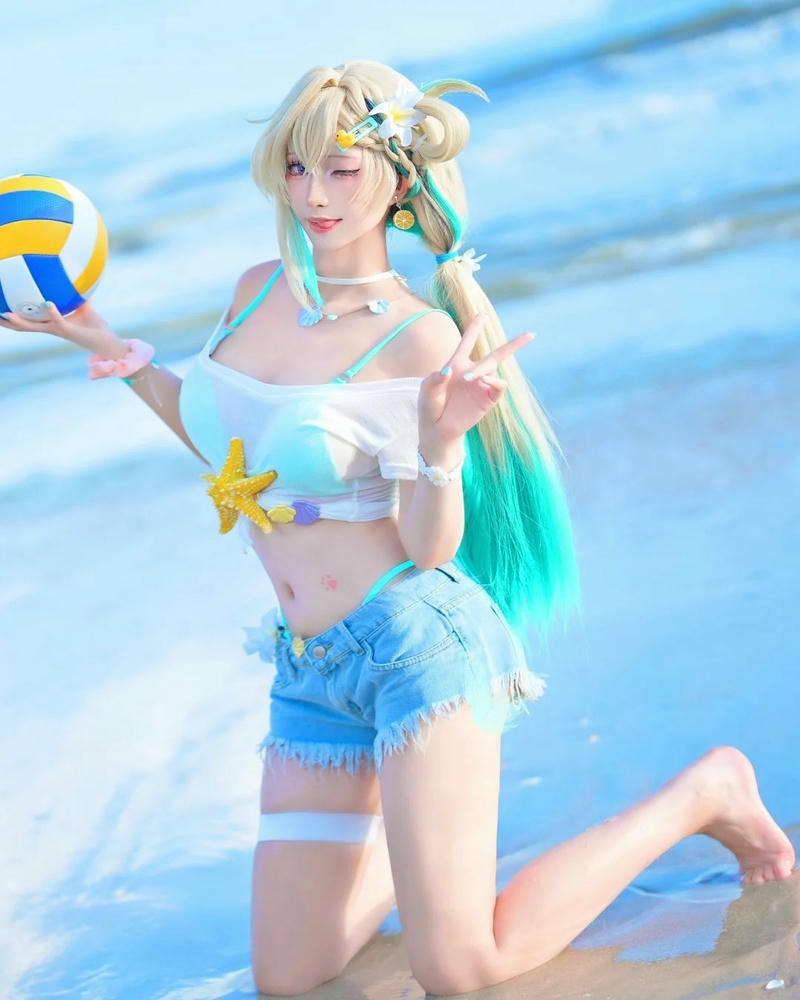 Cosplay bikini lôi cuốn sâu lắng gợi cảm hoàn mỹ