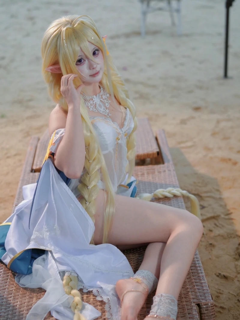 Cosplay bikini tinh xảo hấp dẫn bắt mắt chân thực