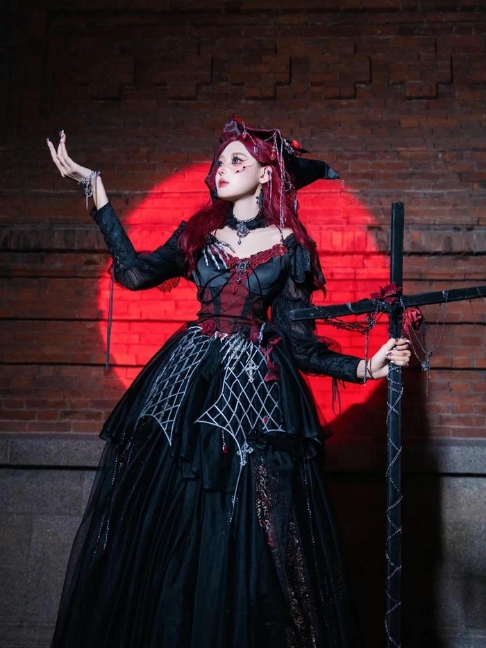 Cosplay ma nữ có diện mạo quyến rũ nổi bật