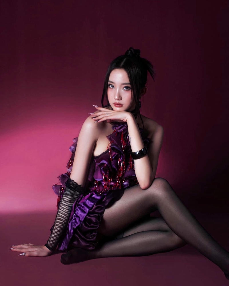 Hình Lê Thị Khánh Huyền với vẻ ngoài thanh tú