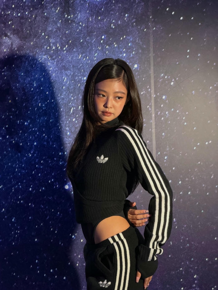 Nàng blackpink sexy đẹp khoe nét gợi tình