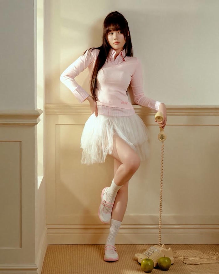 Ngọc Trinh sexy mang thần thái tự tin cuốn hút