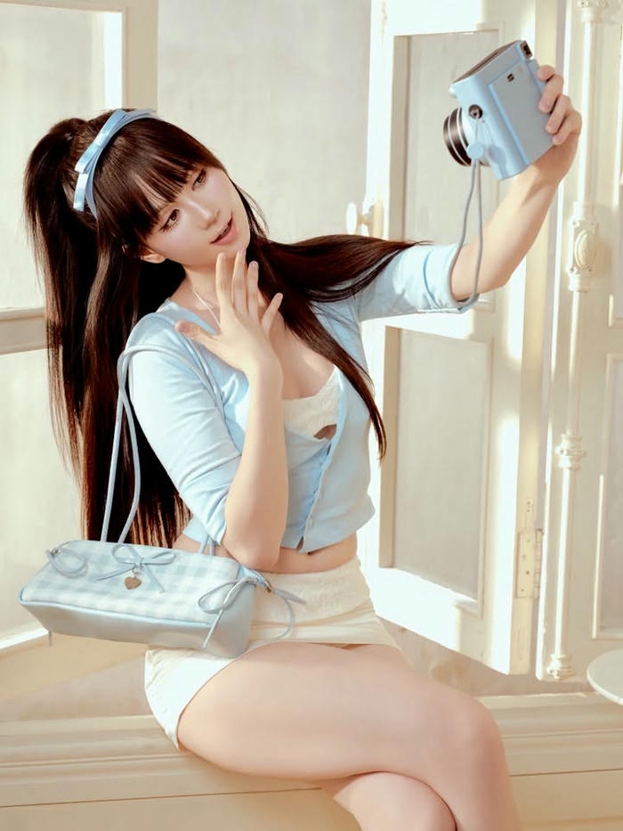 Ngọc Trinh sexy với phong cách gợi cảm duyên dáng