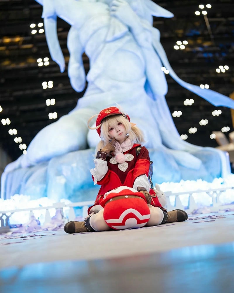 Vẻ đẹp cosplay Genshin Impact gây ấn tượng bởi khí chất